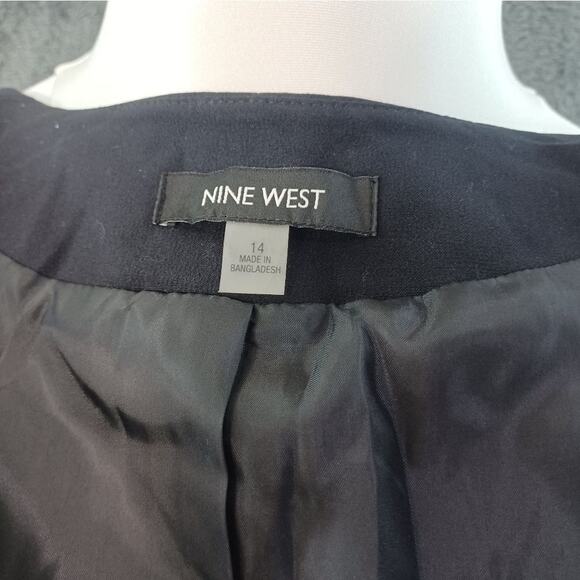 Nine West Black Cropped Button Down Jacket - Size 14W - Picture 3 of 8
